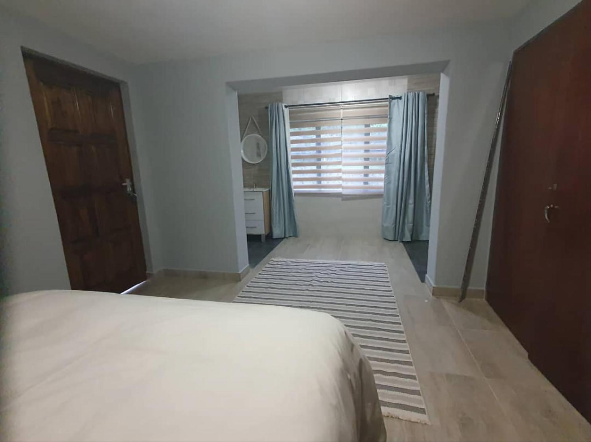 Goggas Nest Bnb & Restaurant Matsapha Luaran gambar